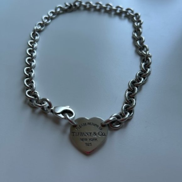 Tiffany Heart Tag Chain Necklace - Picture 2 of 2